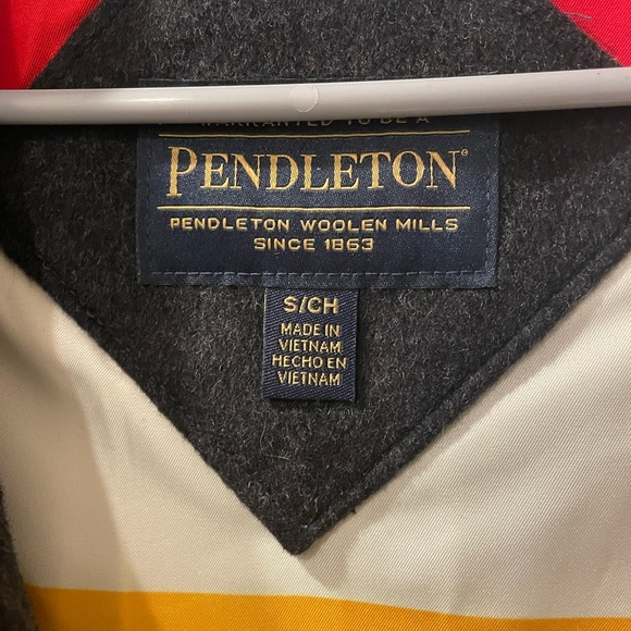 NWT women’s Pendleton wool coat - Picture 7 of 7